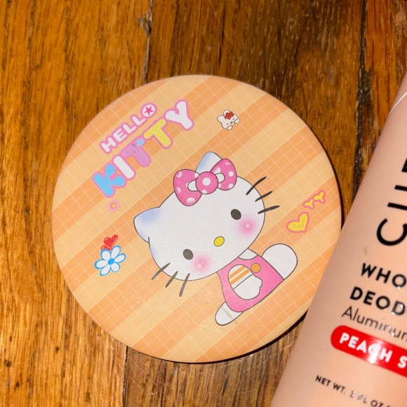 Random Beauty Bundle - Picture 4 of 8